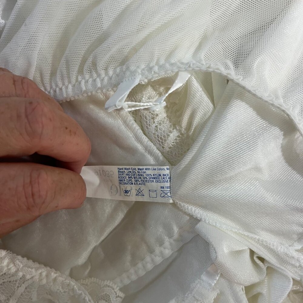 Closet Closing Sale! Vtg Olga white nightgown satin full length v neck lace uppe - Picture 7 of 8